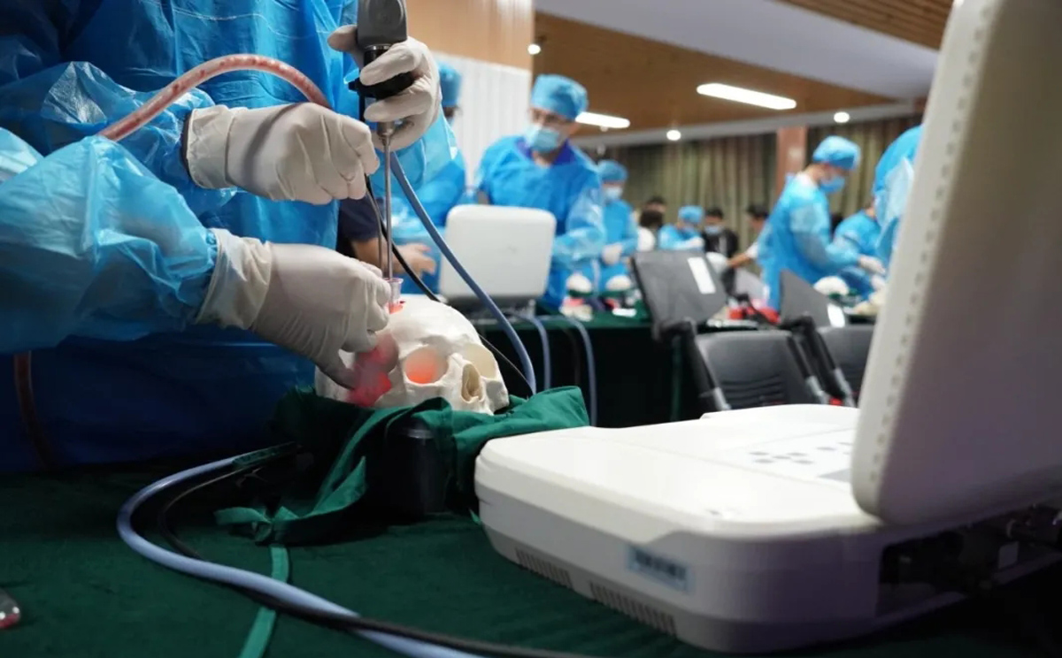 內(nèi)窺鏡攝像系統(tǒng)有什么用?選擇哪個品牌? 內(nèi)窺鏡攝像系統(tǒng)有什么用?選擇哪個品牌?