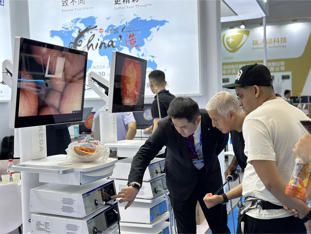 精彩亮相第90屆CMEF 精彩亮相第90屆CMEF